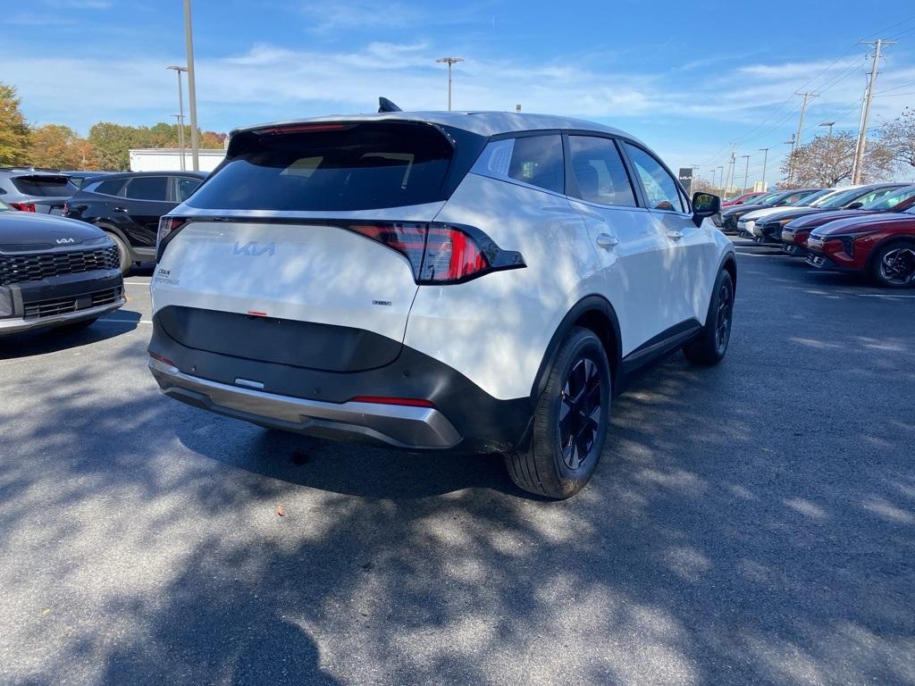 new 2026 Kia Sportage Hybrid car, priced at $33,510