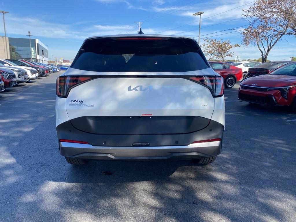 new 2026 Kia Sportage Hybrid car, priced at $33,510