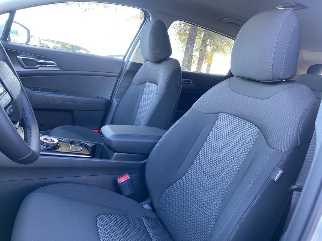 new 2026 Kia Sportage Hybrid car, priced at $33,510