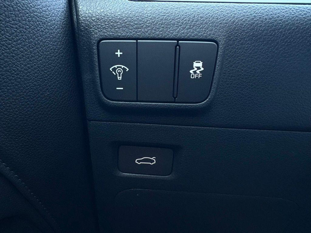 new 2026 Kia K5 car, priced at $36,085