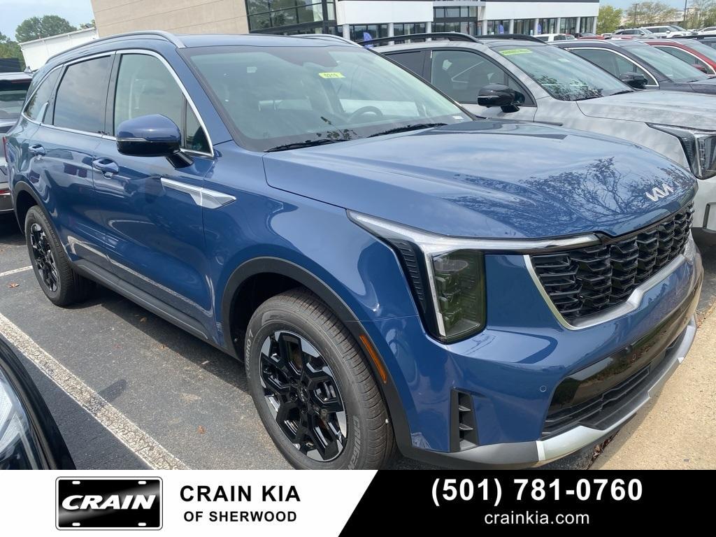 new 2025 Kia Sorento car, priced at $38,800