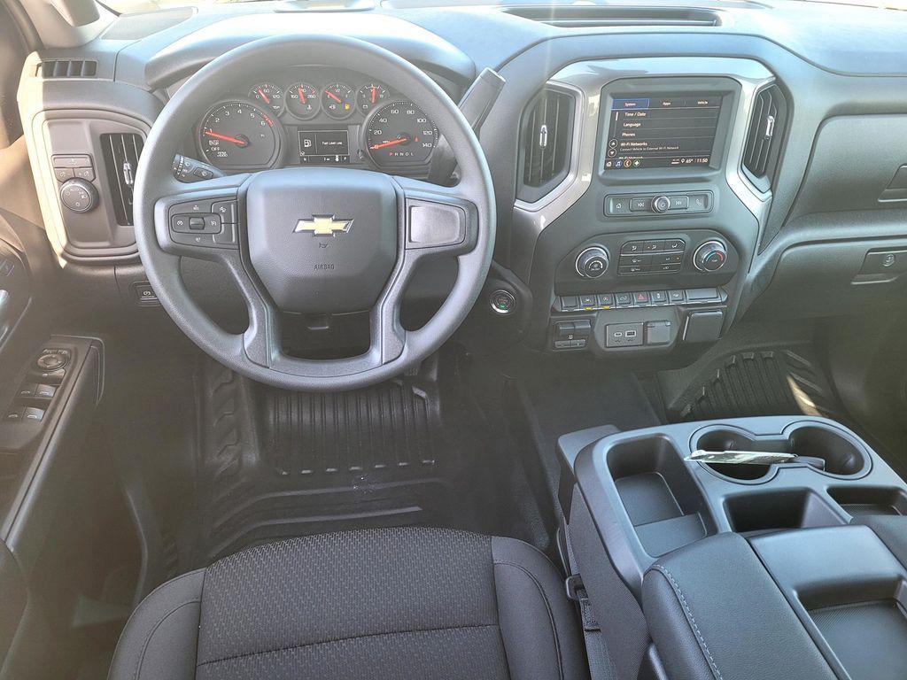 new 2026 Chevrolet Silverado 1500 car, priced at $40,018
