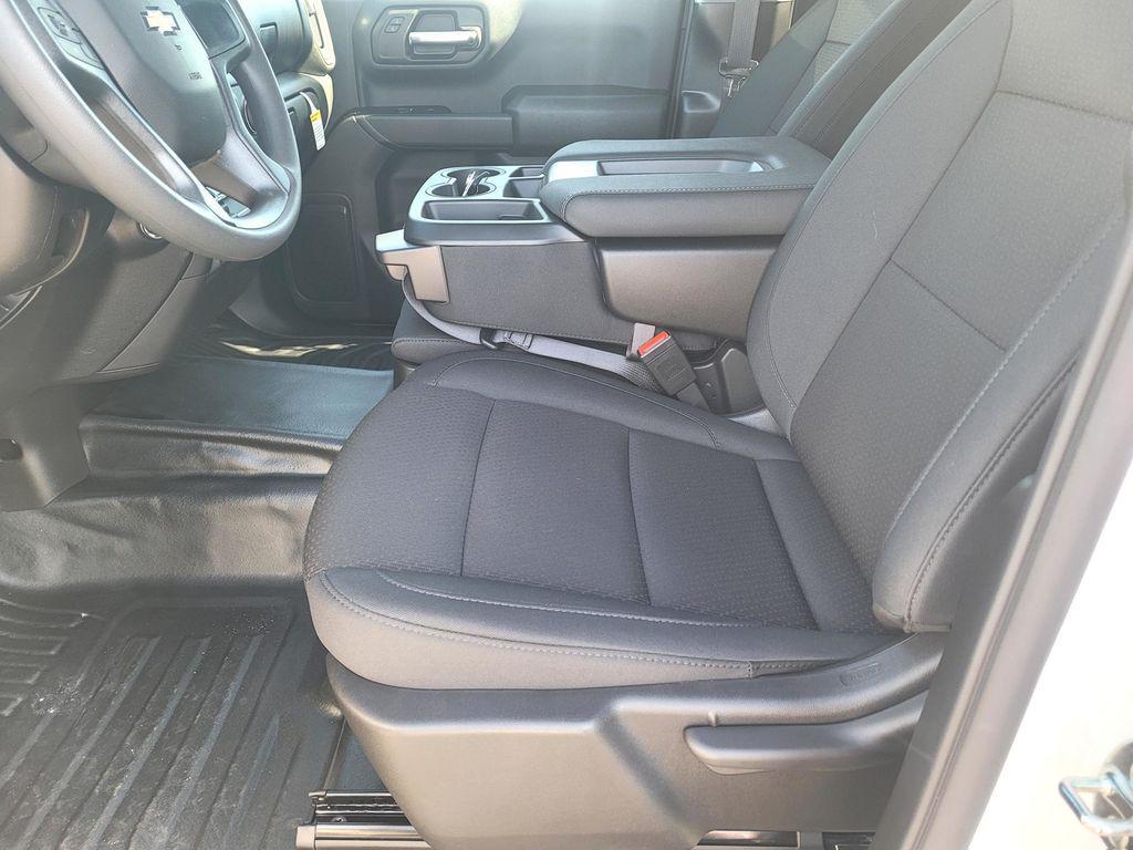 new 2026 Chevrolet Silverado 1500 car, priced at $44,075