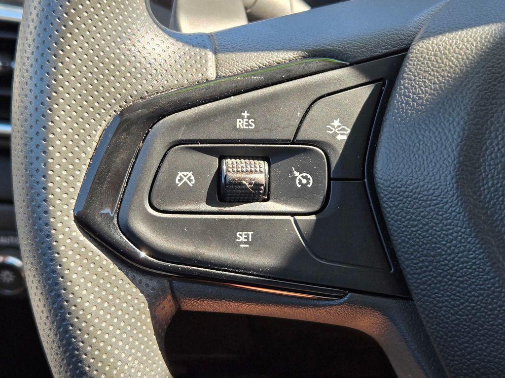 used 2022 Chevrolet Bolt EUV car, priced at $17,346