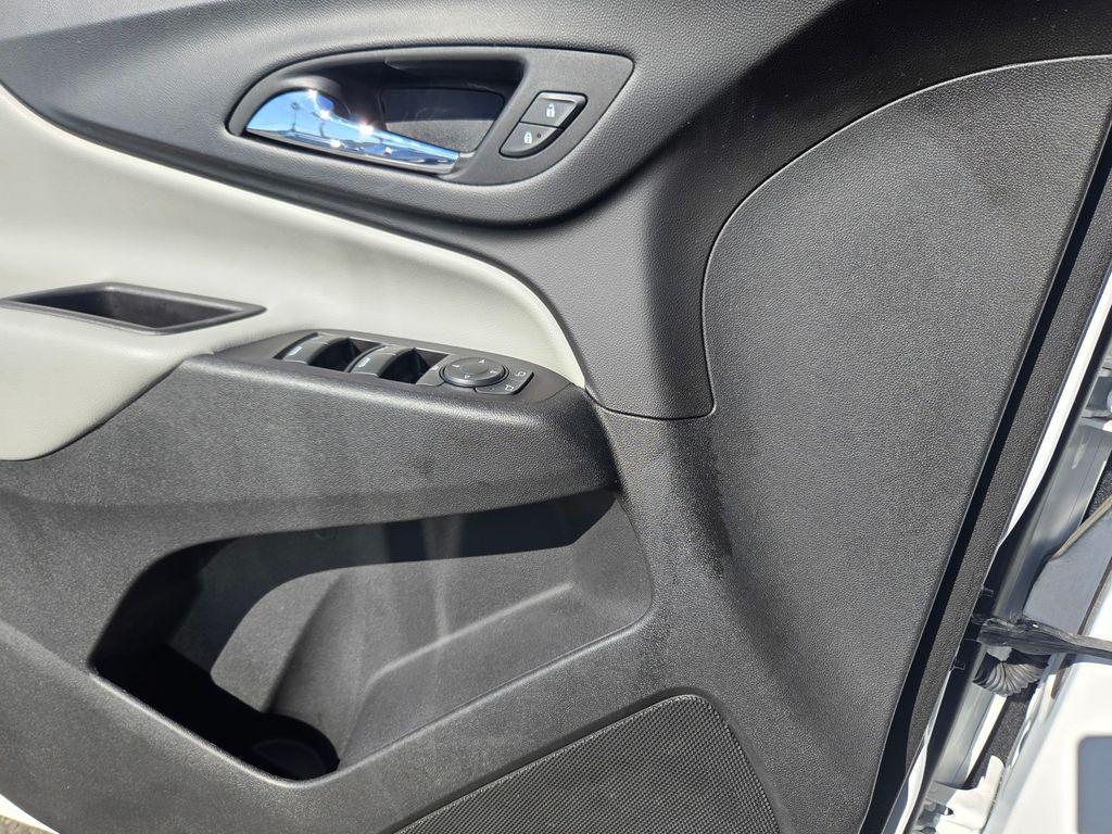 used 2018 Chevrolet Equinox car, priced at $16,718