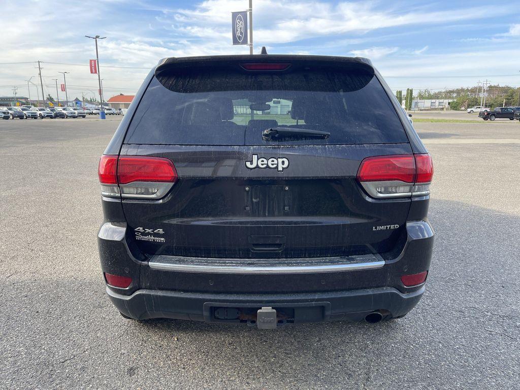 used 2017 Jeep Grand Cherokee car, priced at $11,204