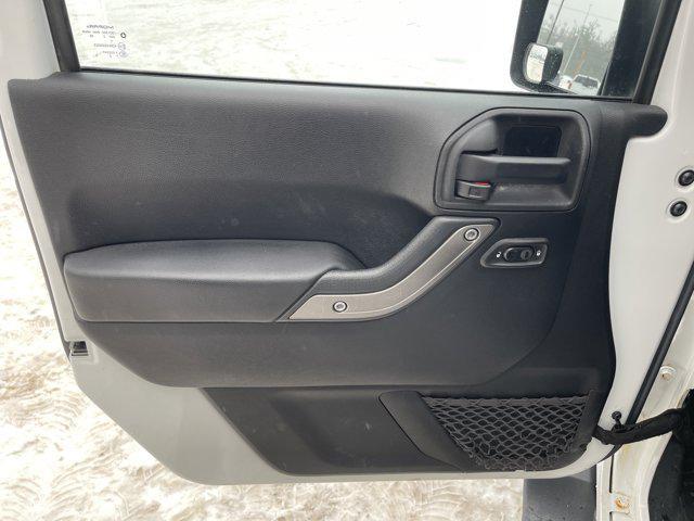 used 2014 Jeep Wrangler Unlimited car, priced at $13,500