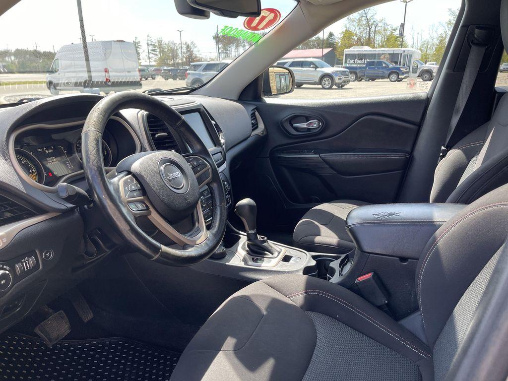 used 2017 Jeep Cherokee car, priced at $13,804