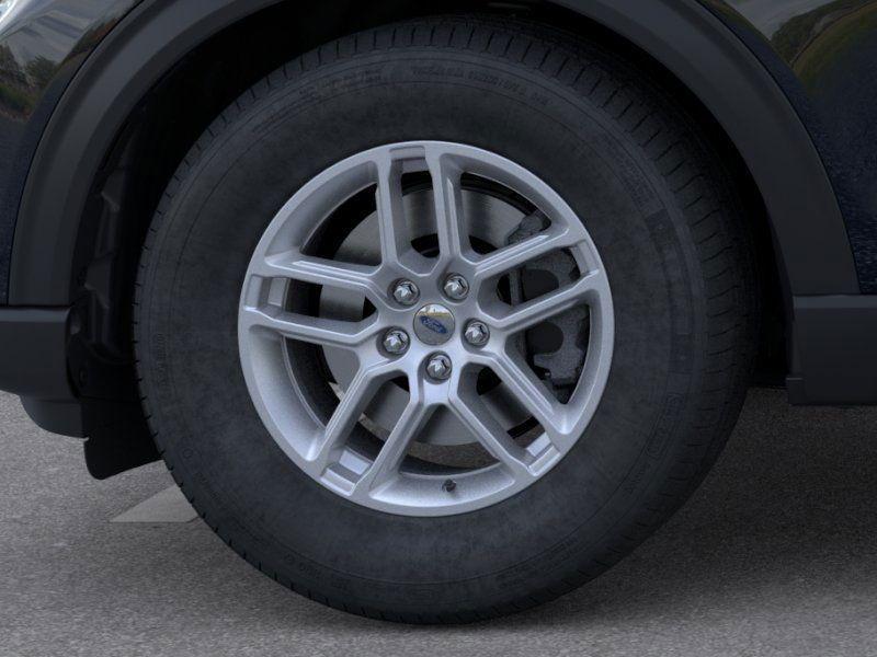 new 2025 Ford Explorer car, priced at $41,451