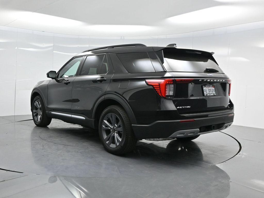 new 2025 Ford Explorer car, priced at $46,223