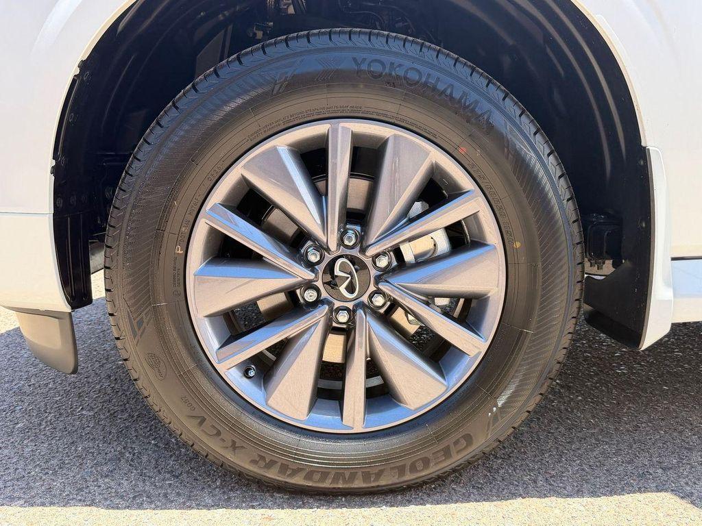 new 2027 INFINITI QX80 car, priced at $91,053