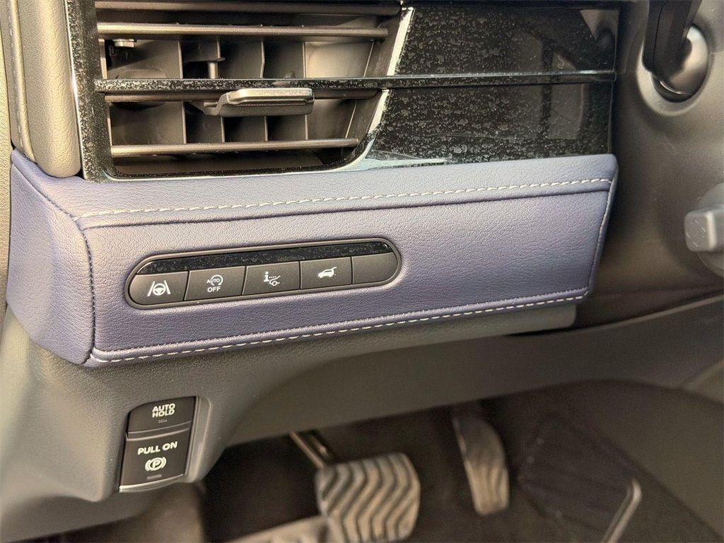 new 2026 INFINITI QX80 car, priced at $100,730