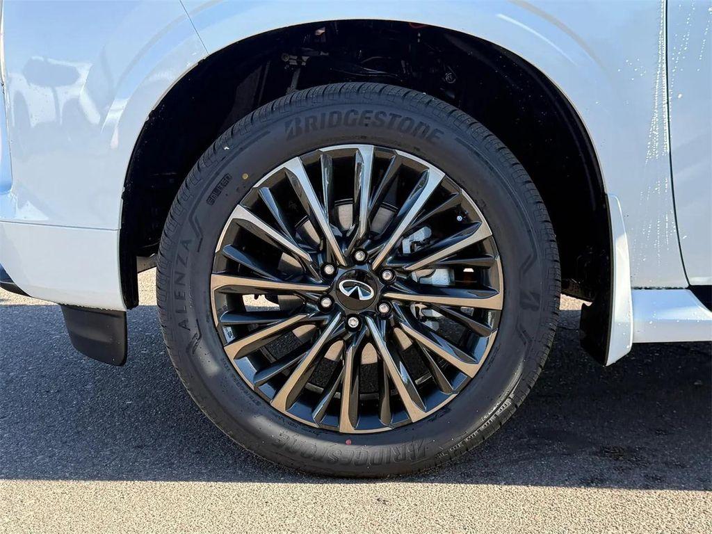 new 2026 INFINITI QX80 car, priced at $112,307