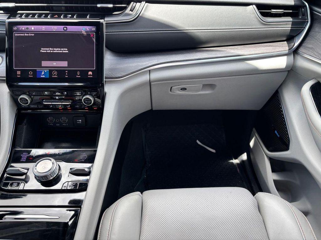 used 2021 Jeep Grand Cherokee L car, priced at $29,884