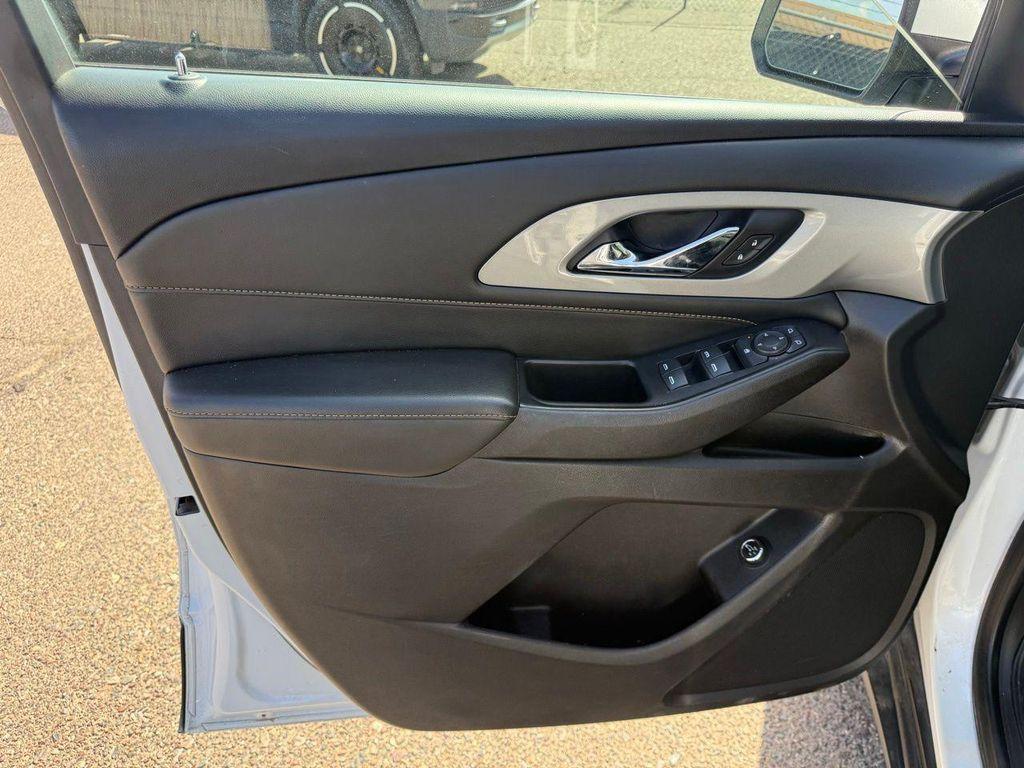 used 2021 Chevrolet Traverse car, priced at $20,575