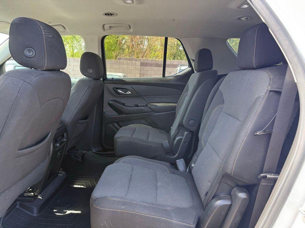 used 2021 Chevrolet Traverse car, priced at $20,575