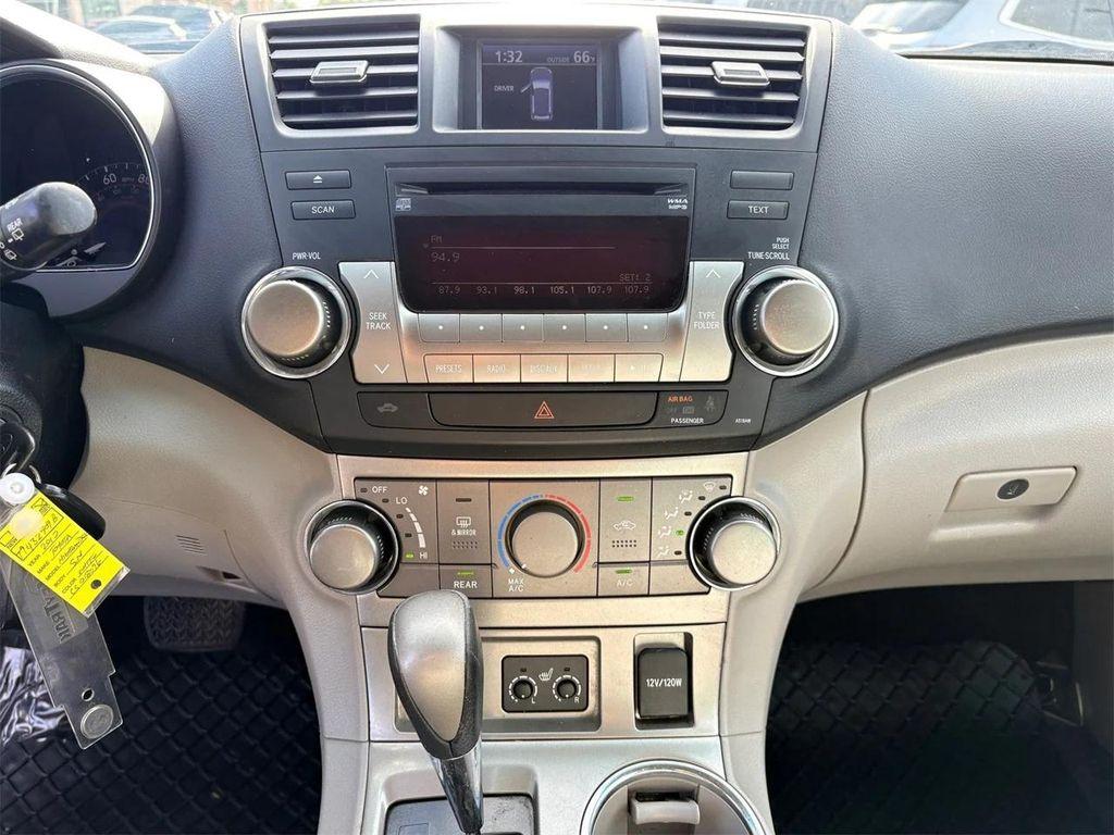 used 2012 Toyota Highlander car, priced at $7,991