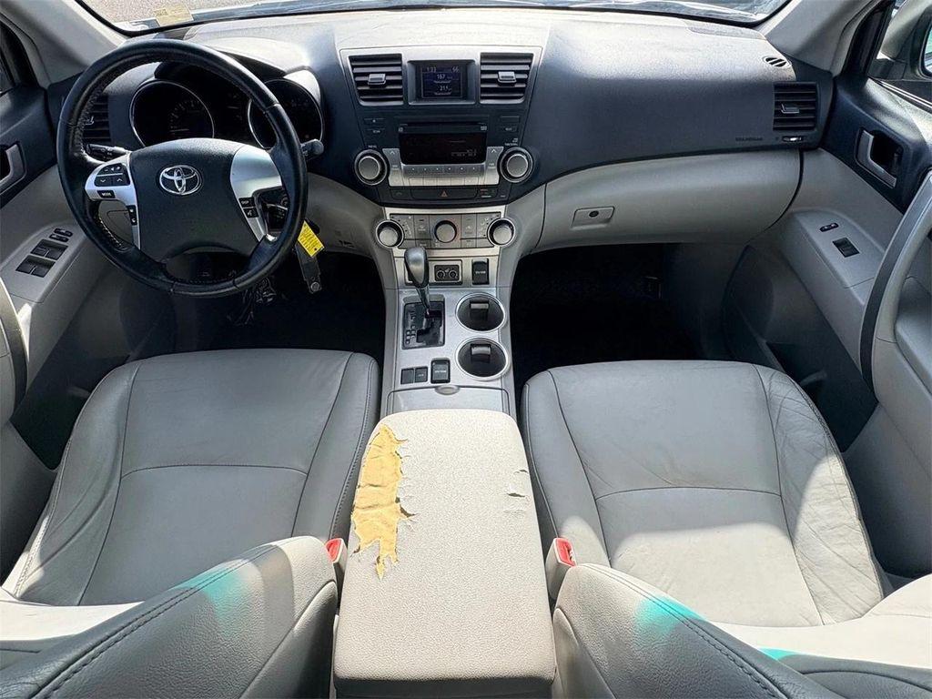 used 2012 Toyota Highlander car, priced at $7,991