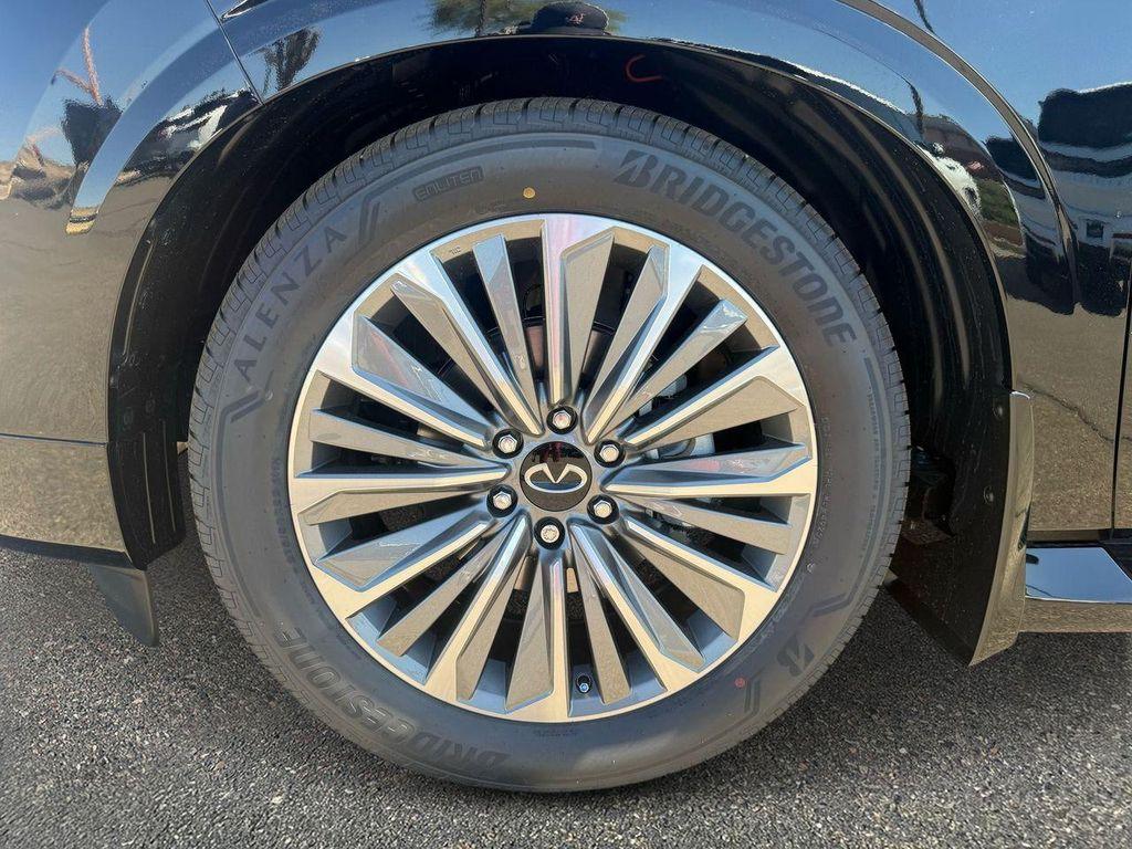 new 2026 INFINITI QX80 car, priced at $93,703