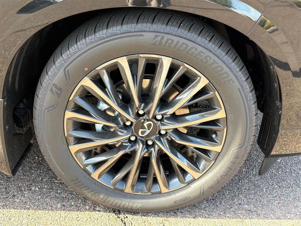 new 2026 INFINITI QX80 car, priced at $111,339