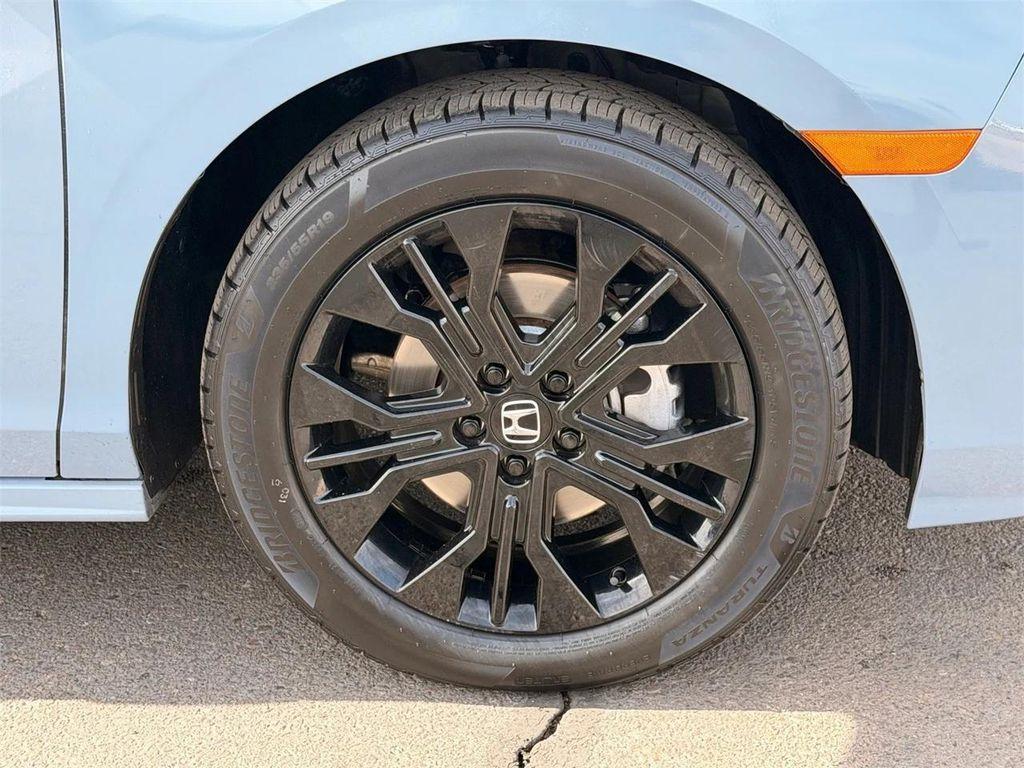 used 2025 Honda Odyssey car, priced at $37,990