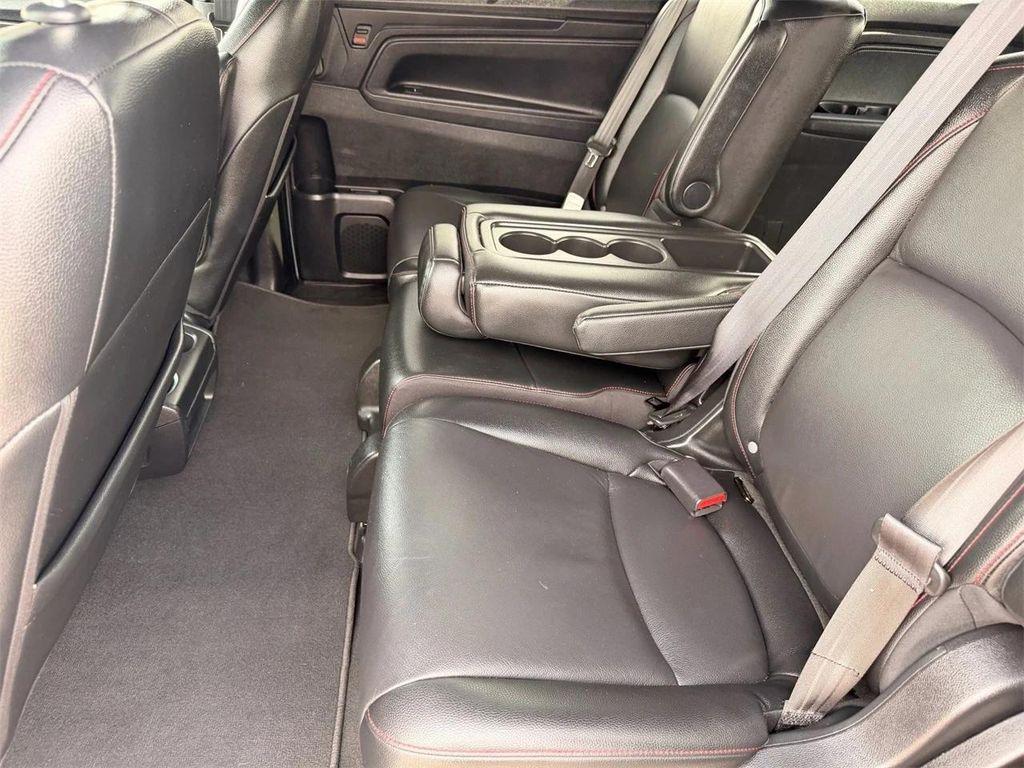 used 2025 Honda Odyssey car, priced at $37,990