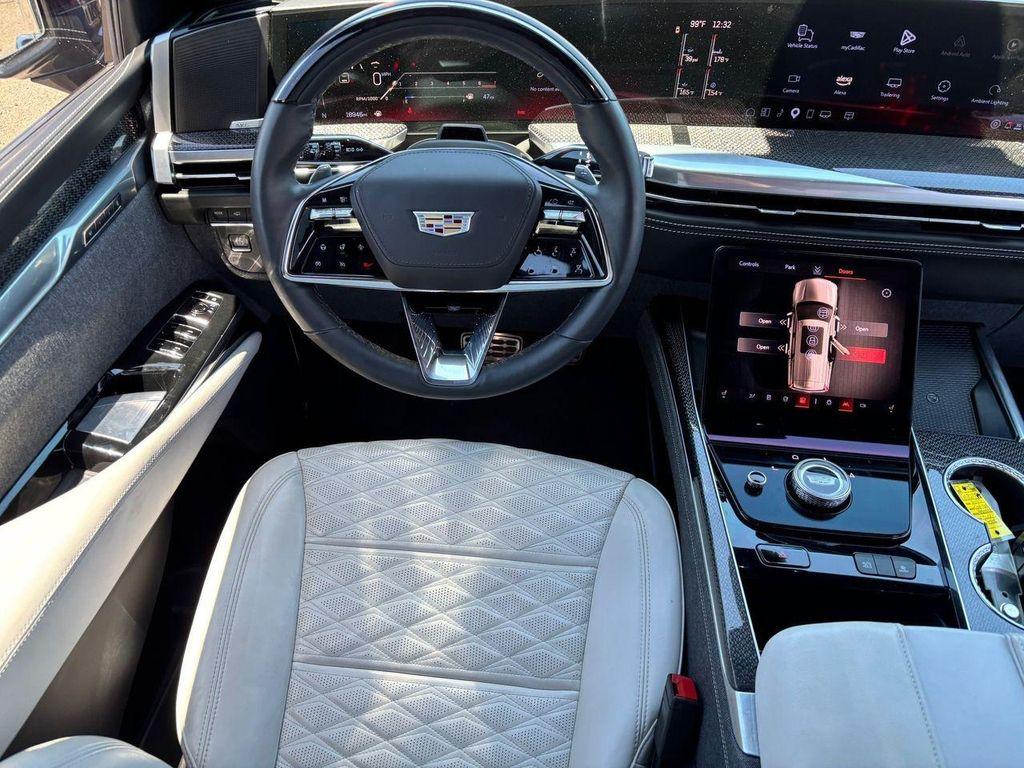 used 2025 Cadillac Escalade ESV car, priced at $171,974