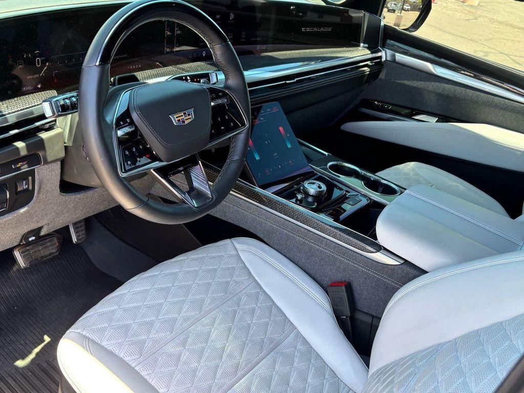 used 2025 Cadillac Escalade ESV car, priced at $171,974