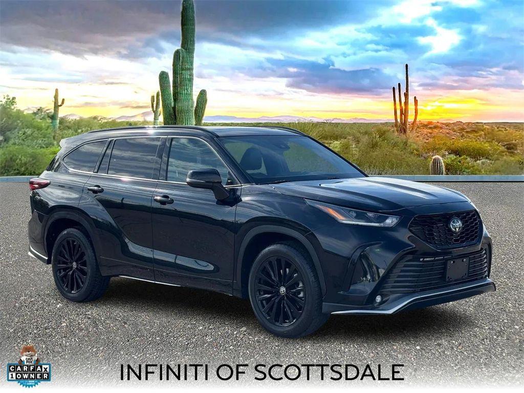 used 2024 Toyota Highlander car, priced at $40,770