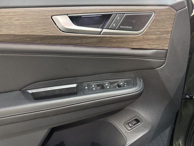 new 2026 Volkswagen Atlas car, priced at $52,687