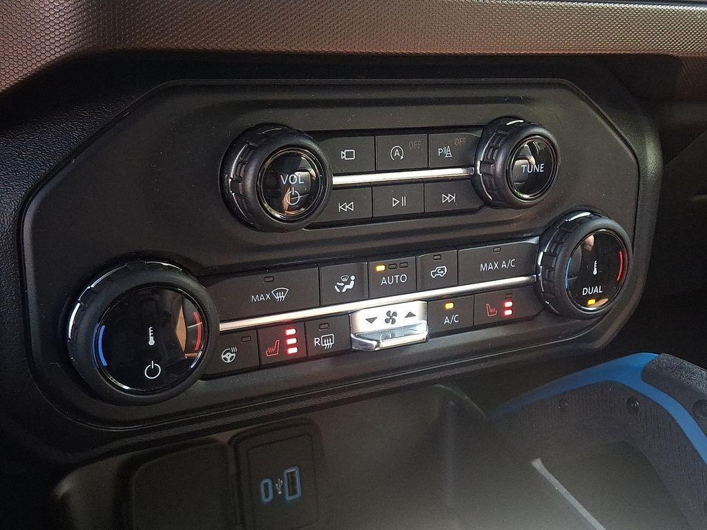 used 2022 Ford Bronco car, priced at $32,000