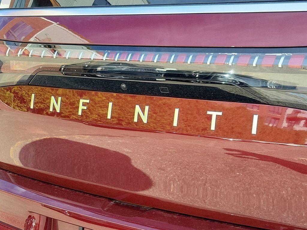 new 2025 INFINITI QX80 car, priced at $98,464