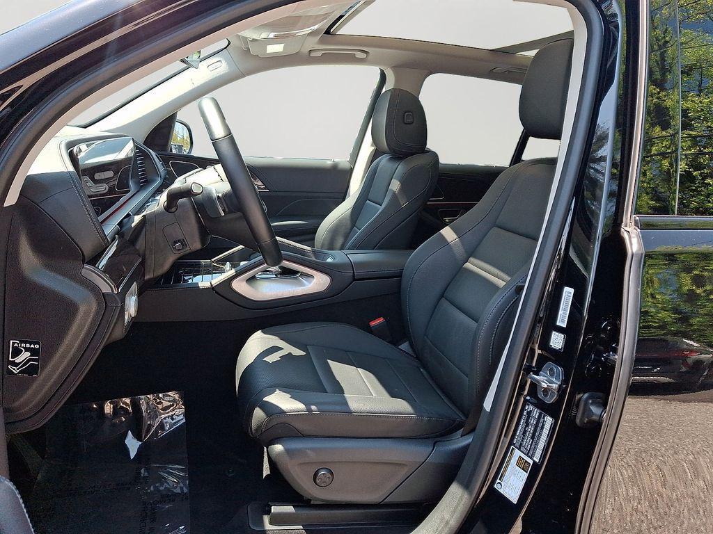 used 2025 Mercedes-Benz GLE 450e car, priced at $64,995