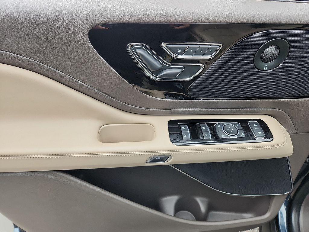 used 2023 Lincoln Aviator car, priced at $36,500