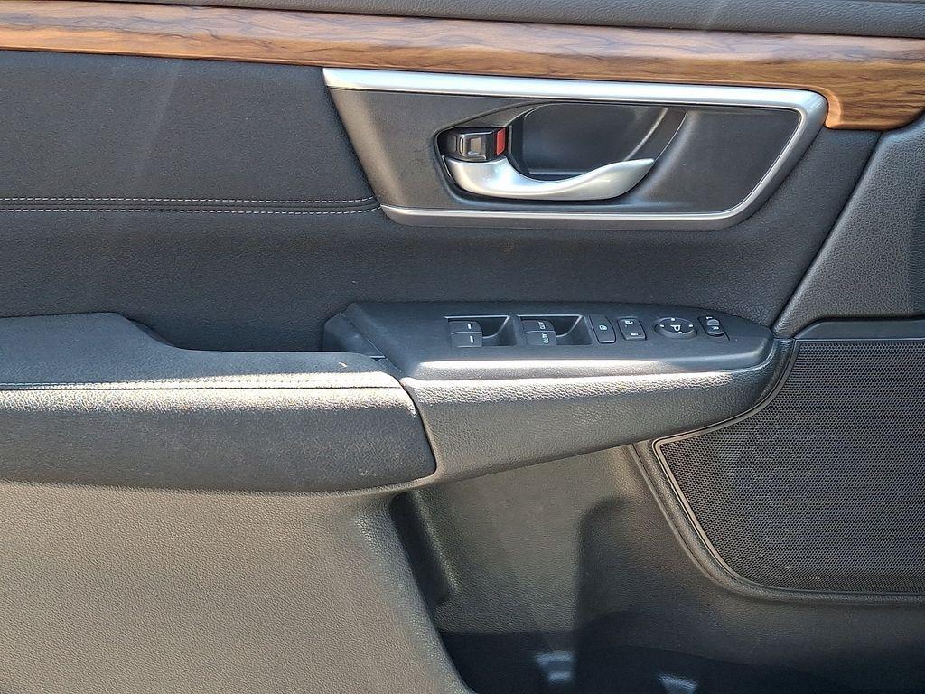 used 2018 Honda CR-V car, priced at $17,000