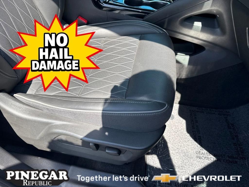 used 2023 Buick Envision car, priced at $33,991
