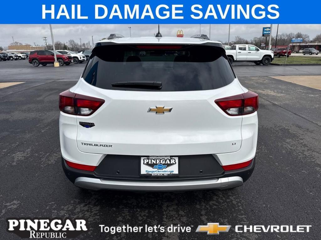 new 2026 Chevrolet TrailBlazer car, priced at $21,043