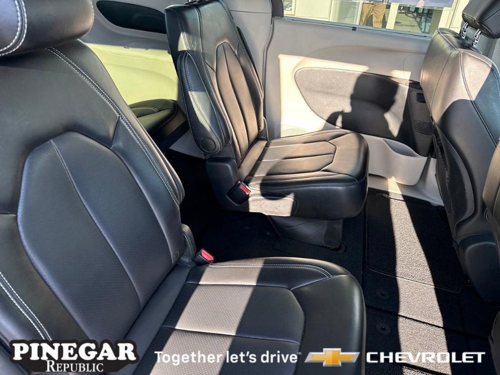 used 2024 Chrysler Pacifica car, priced at $27,905