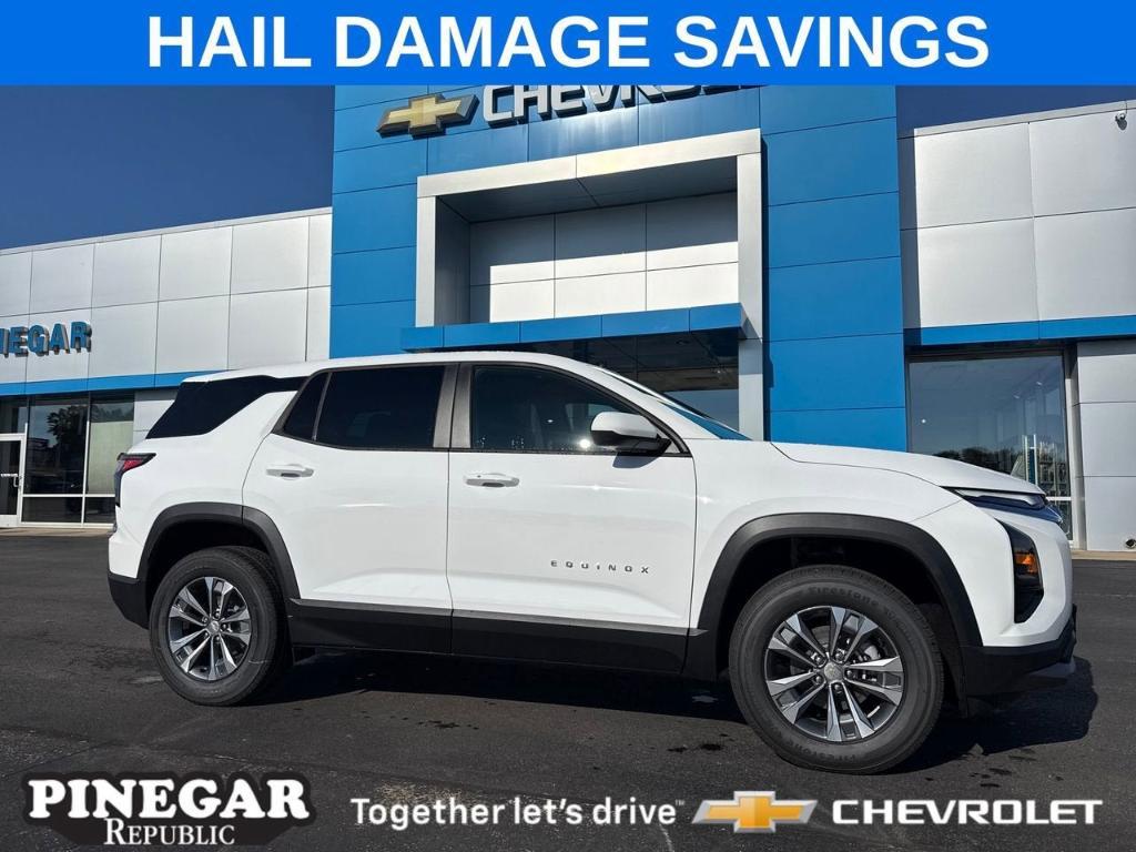new 2026 Chevrolet Equinox car, priced at $22,818