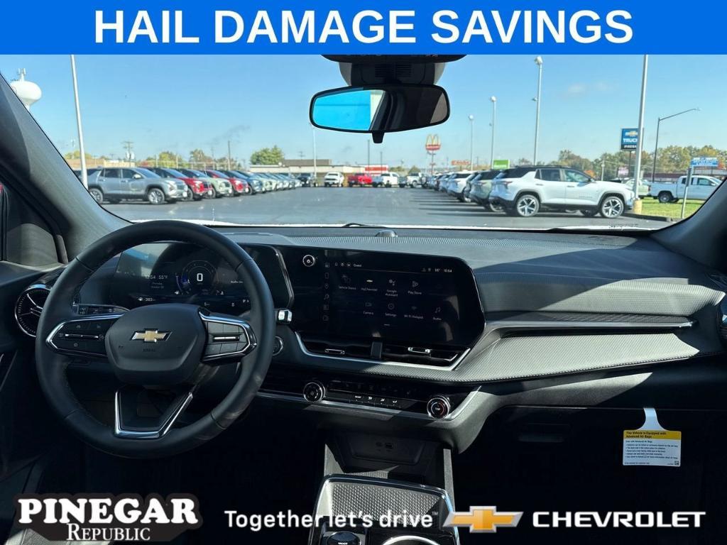 new 2026 Chevrolet Equinox car, priced at $22,818