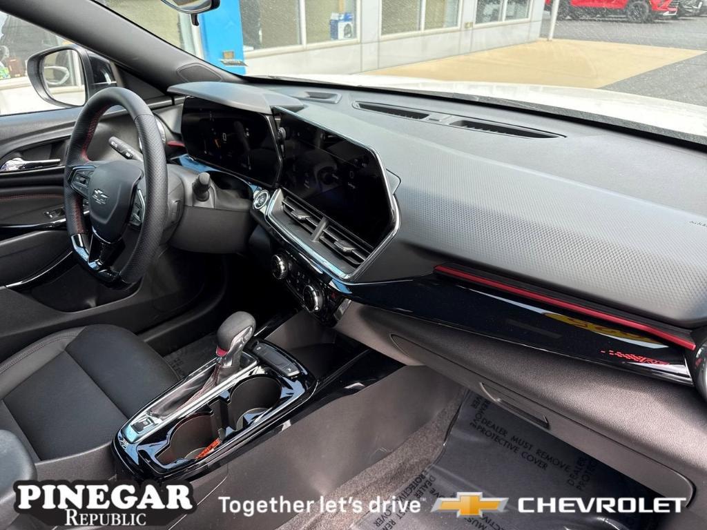 used 2025 Chevrolet Trax car, priced at $24,944