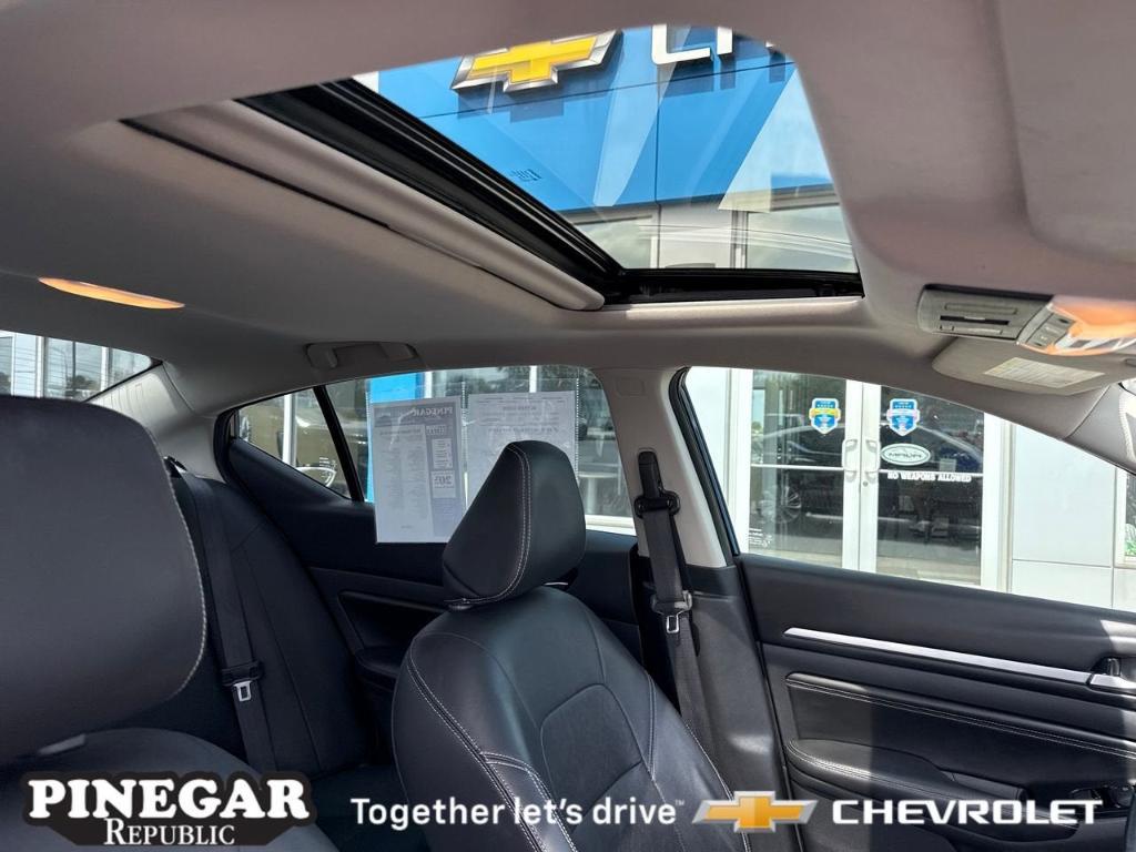 used 2023 Nissan Altima car, priced at $21,459