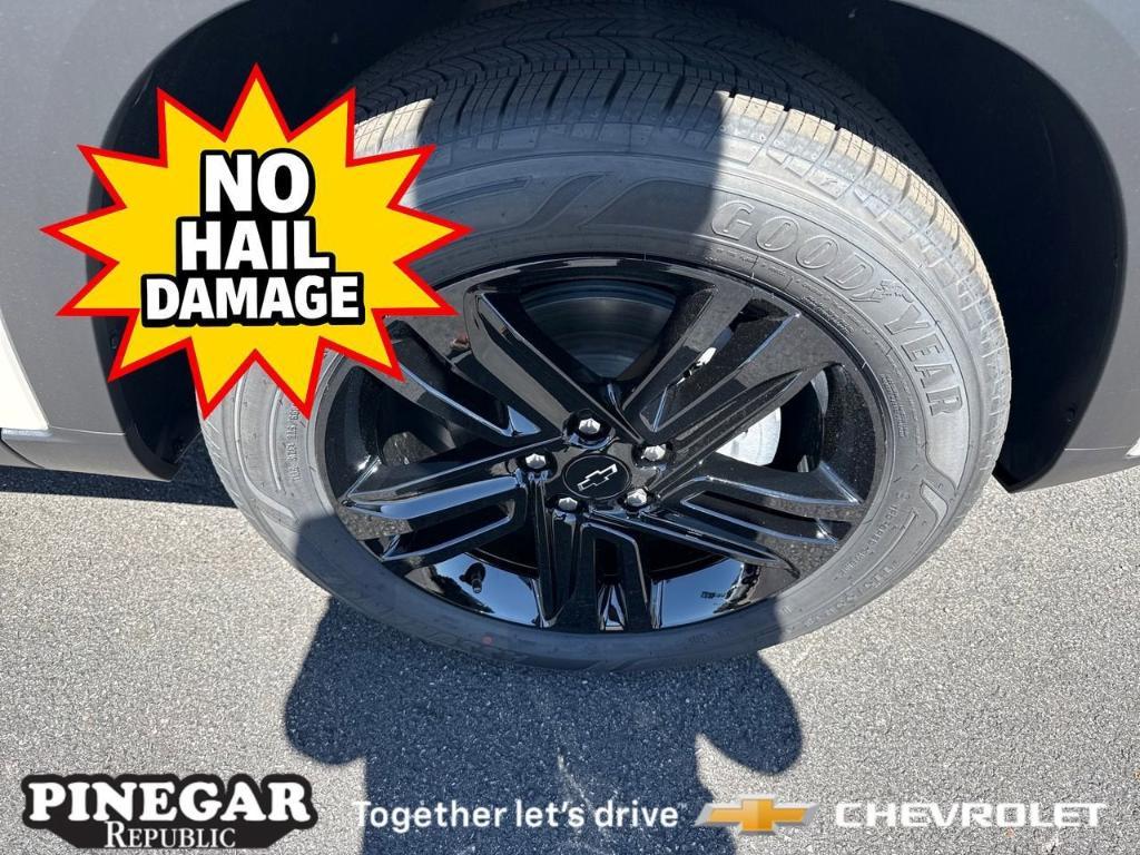 new 2026 Chevrolet Trax car, priced at $27,950