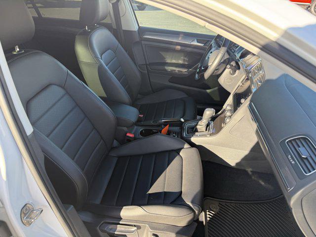 used 2018 Volkswagen Golf Alltrack car, priced at $23,995