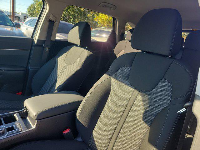 new 2026 Kia Sorento car, priced at $30,475