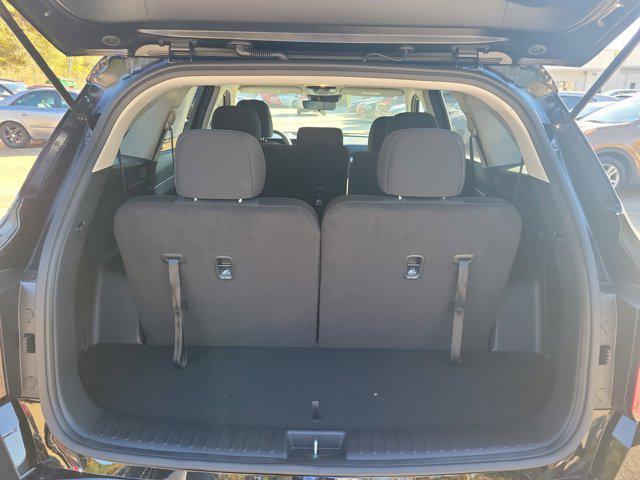 new 2026 Kia Sorento car, priced at $30,475