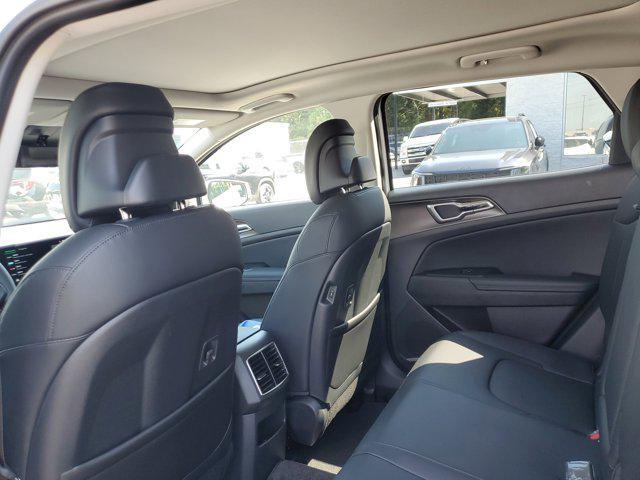 new 2026 Kia Sportage Hybrid car, priced at $36,398