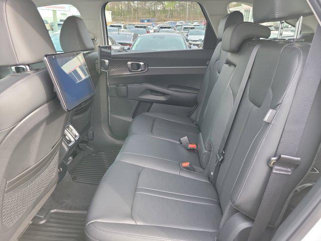 new 2025 Kia Sorento car, priced at $41,135