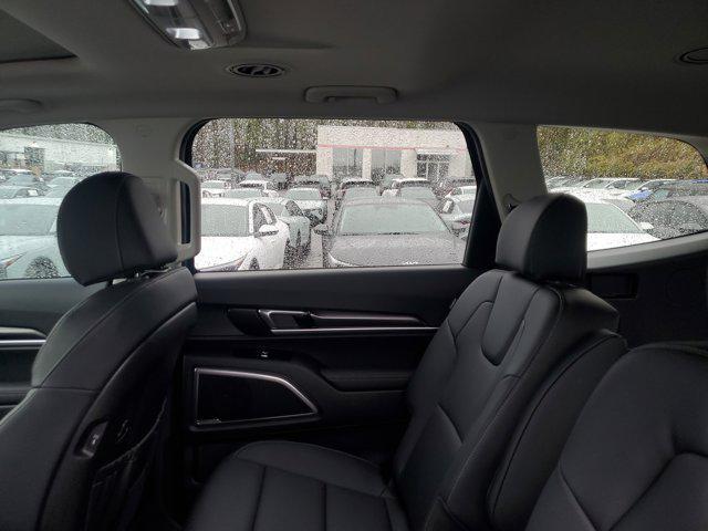 new 2025 Kia Telluride car, priced at $38,565