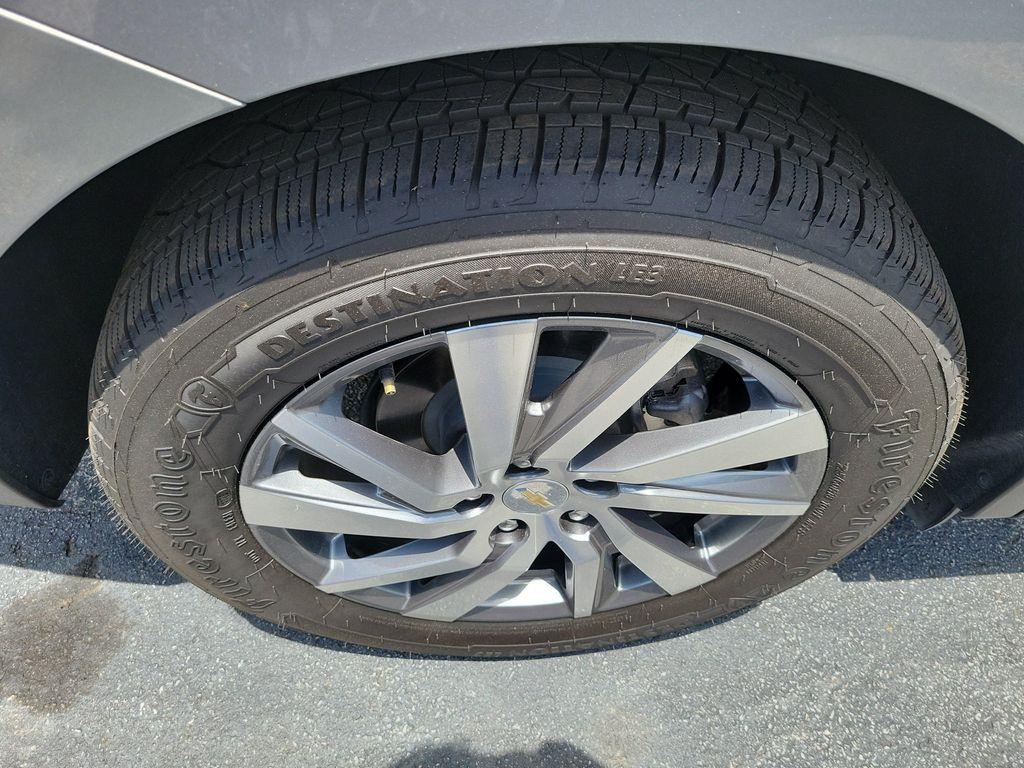 used 2023 Chevrolet Equinox car, priced at $22,778